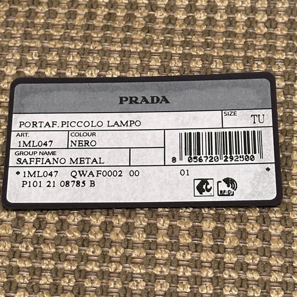 Authentic Prada Small Saffiano Leather Wallet - Picture 10 of 11